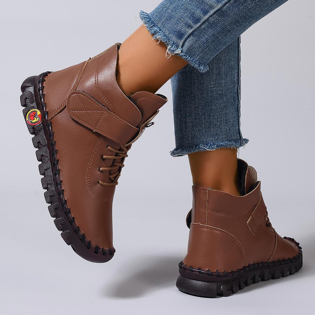 

Winter short boots mother shoes soft sole velvet thickened warm cotton shoes medium and old flat bottom comfortable casual stitching single shoes 43 коричневий