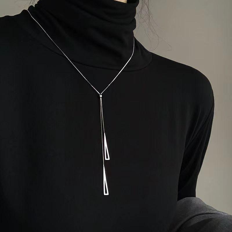 Autumn and Winter Sweater Chain, No Need To Pick Tide When Sleeping, Light Luxury Necklace, Niche High-end Long Style with Bottoming Shirt 