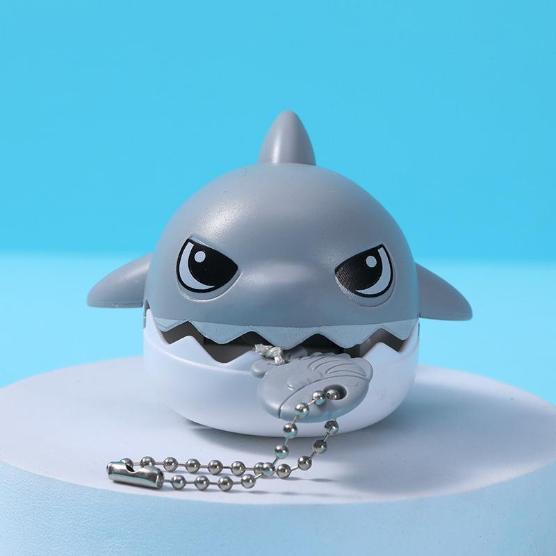 

Забавный брелок для ключей в виде поедающей рыбки акулы для детей, мультяшная поедающая маленькую рыбку, сумка для автомобиля, маленькая подвеска в подарок