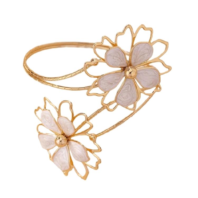 Feminine Artistic Arm Bracelet Zinc Alloy Crafted Irregular Blossom Patterns Comfort Fit Everyday Occasion Jewelry