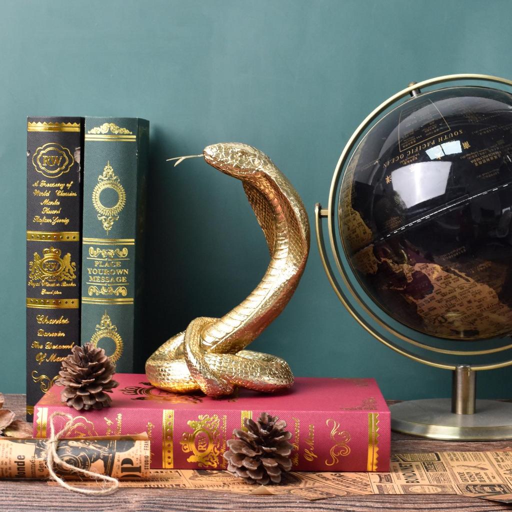 Golden Cobra Light Luxury Ornament for Living Room or Office Decor