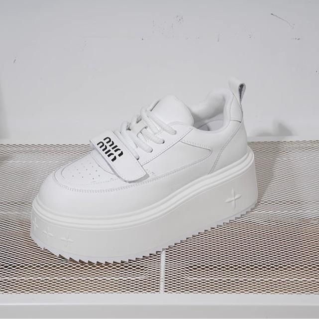 Four-leaf Clover Thick-soled Little White Shoes for Women's Summer New Versatile Height-increasing Sports and Leisure Board Shoes Ins Trendy Student