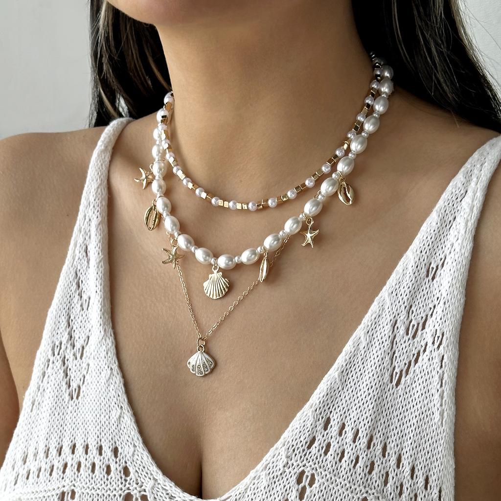 Boho Multilayer Shell Starfish Pendant Necklace Handmade Imitation Pearl Beaded Choker for Women Beach Party Jewelry Gift