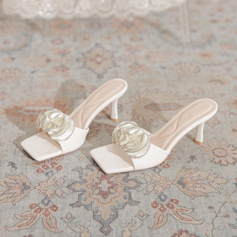 

Французский темперамент светские сандалии 2025 лето новая обувь с открытым носком шпилька с юбкой темперамент высокие каблуки 40 белый