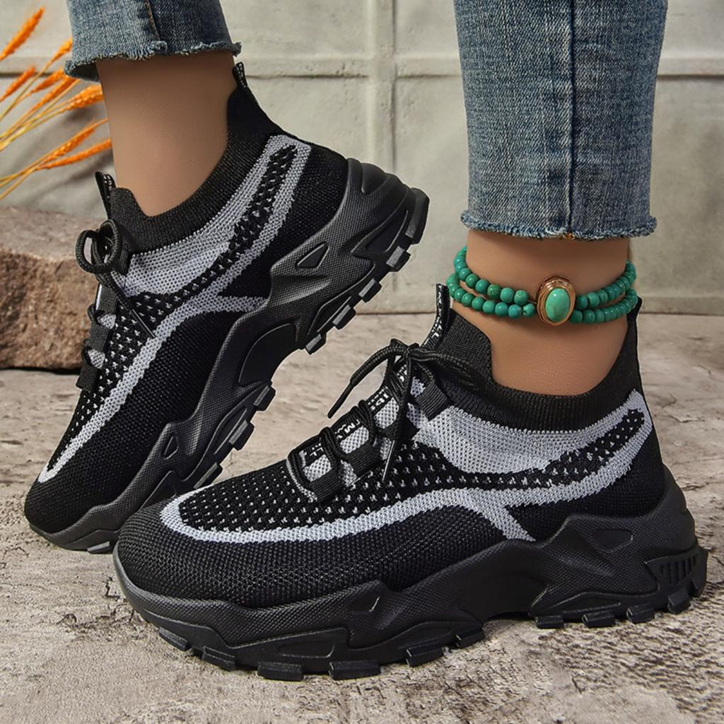 Ladies' Casual Sports Shoes, Oversized Lightweight Soft Soled Sports and Leisure Shoes, Comfortable Non Slip Walking Shoes, Lace Up Running Shoes