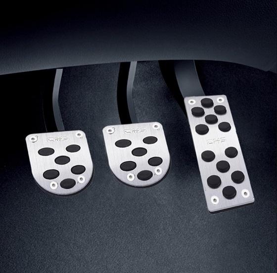 PEDAL SET for Universal Manual Vehicles Manual Special Pedal Car Gas Fuel Brake Clutch Pedal Foot Rest Pedal Pad