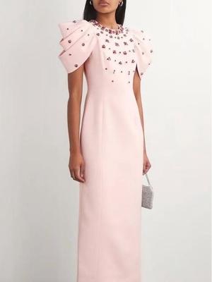 European-American Elegant Bandage Dress with Pleated Design and Rhinestone Accents