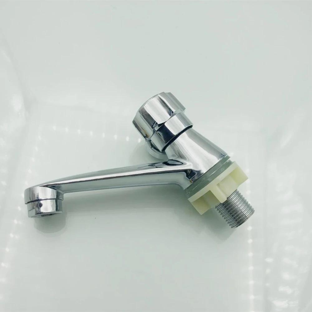 1 stk Kun kaldt servantbatteri Baderom Vaskbatteri Ett hull Kaldt kranvann For Hjem Hotell Dekksmontert Balkongvask Vannkraner