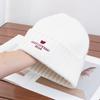 Mignon visage d'ours petit bonnet tricoté pour femme hiver polyvalent broderie faciale bonnet en laine protection des oreilles bonnet chaud froid