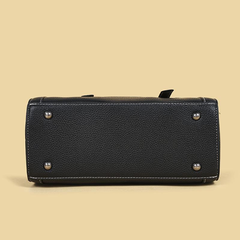High-end Single-shoulder Bag with Large Capacity, Fashionable Handbag and Crossbody Bag