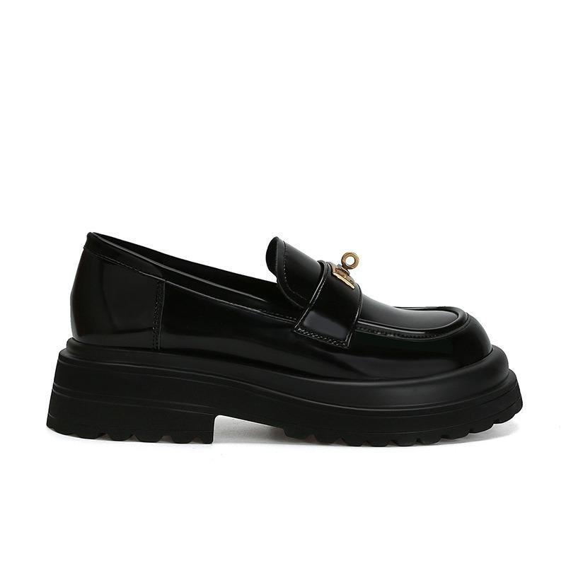 [] Urban area~ leather round head thick-soled gold buckle one pedal women's small leather shoes