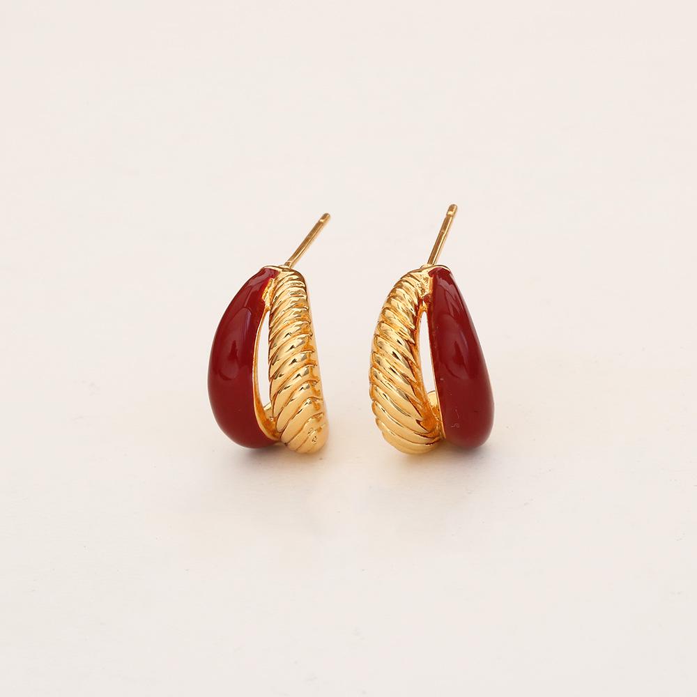 High-End Retro Hong Kong Drip Oil Texture Color Block Earrings: Elegant, Simple Fashion for Women - Perfect Autumn/Winter Accessory
