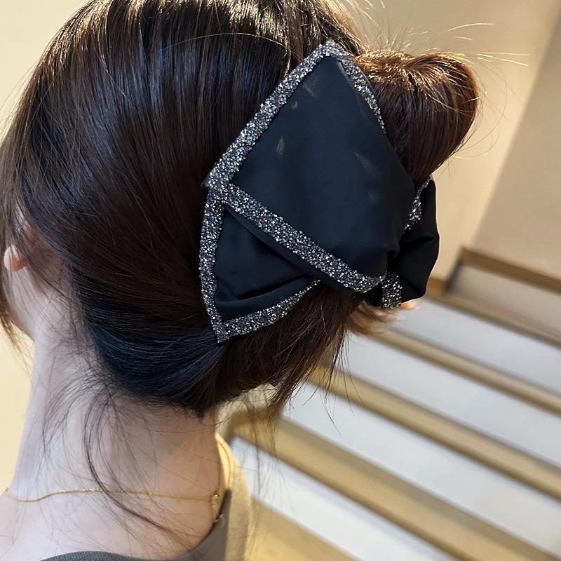 Korean Retro Elegance: Satin Crystal Bow Claw Clip, Versatile and Chic, Shark Hairpin, Bun Hairpin