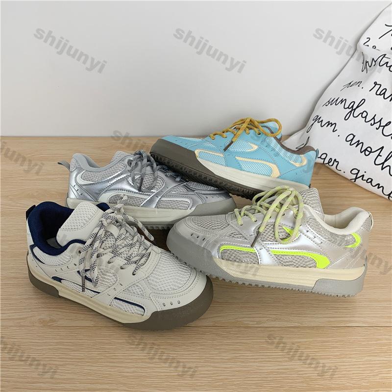 Fashion Women's Casual Flat Shoes 2025 Spring Summer Mesh Breathable Non Slip Sneakers Fashion Lace Up Comfortable Vulcanized Shoes