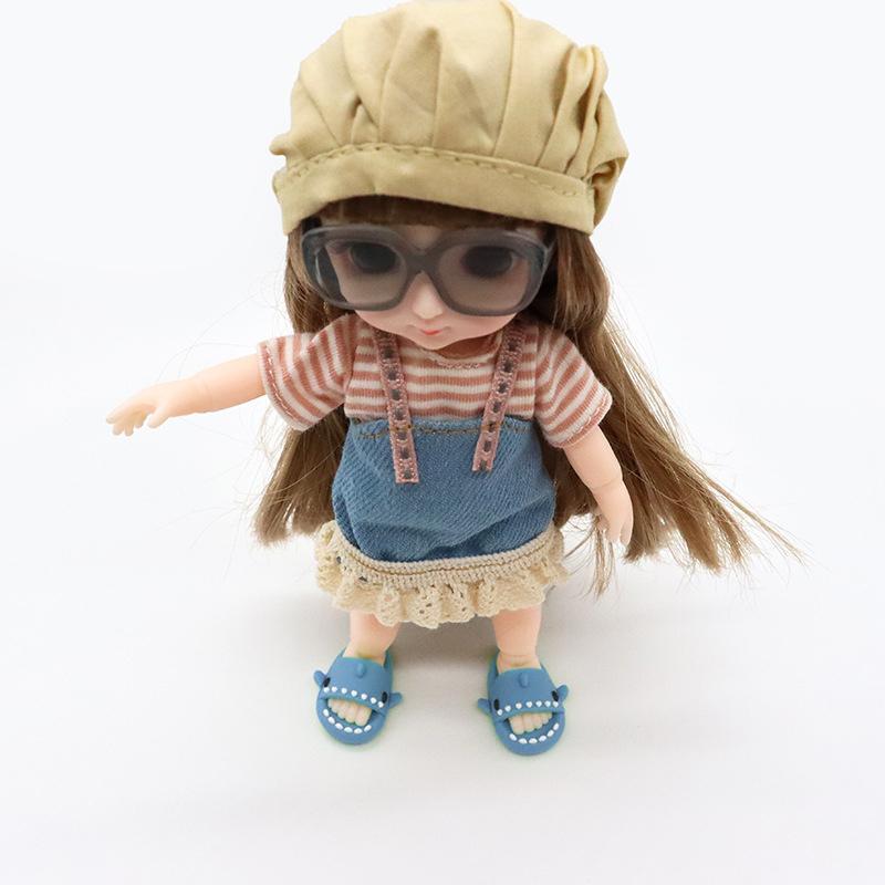 2Pcs Mini Pet Dress-Up Shark Shaped Slippers Cartoon Decorative Figure Shoes Ideal For Photoshoot