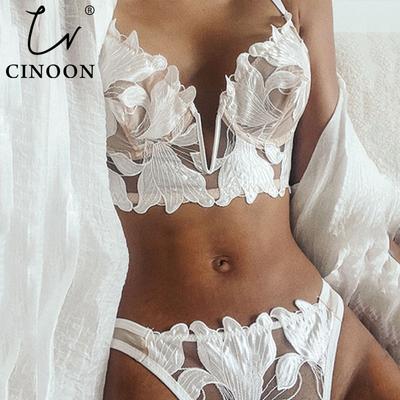 Set di biancheria intima sexy con reggiseno in pizzo francese ricamato Set di biancheria intima da donna Set reggiseno e slip push up sottile con bralette a V profonda