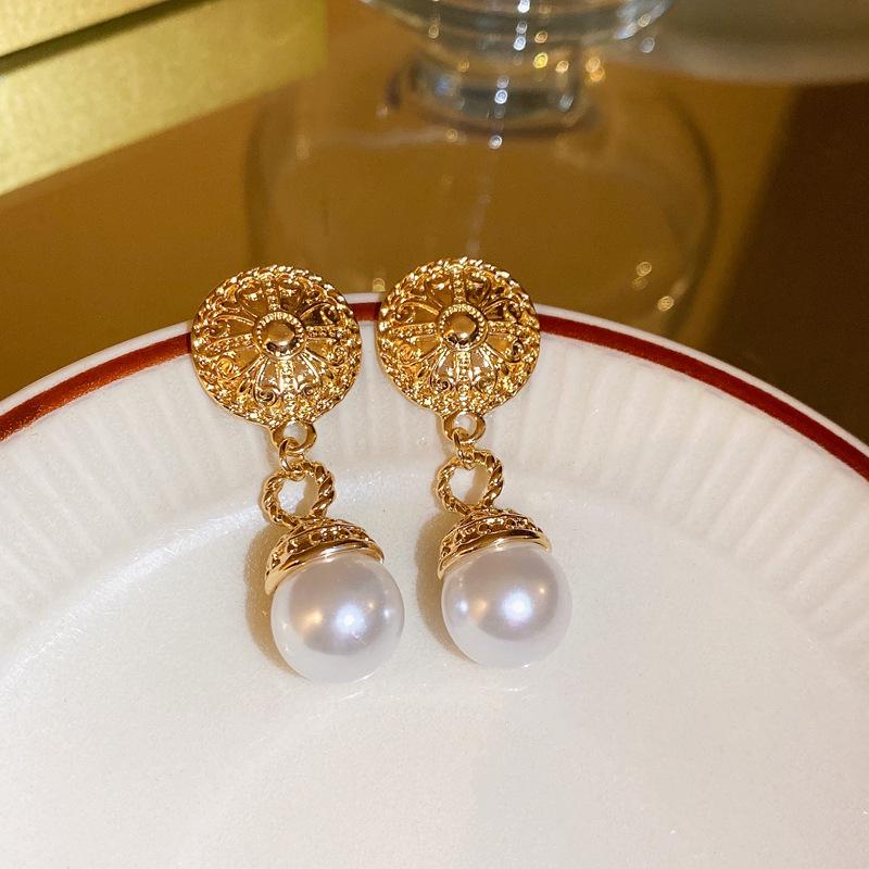 Vintage French Pearl Earrings - Silver Needle Retro Luxury Accessories