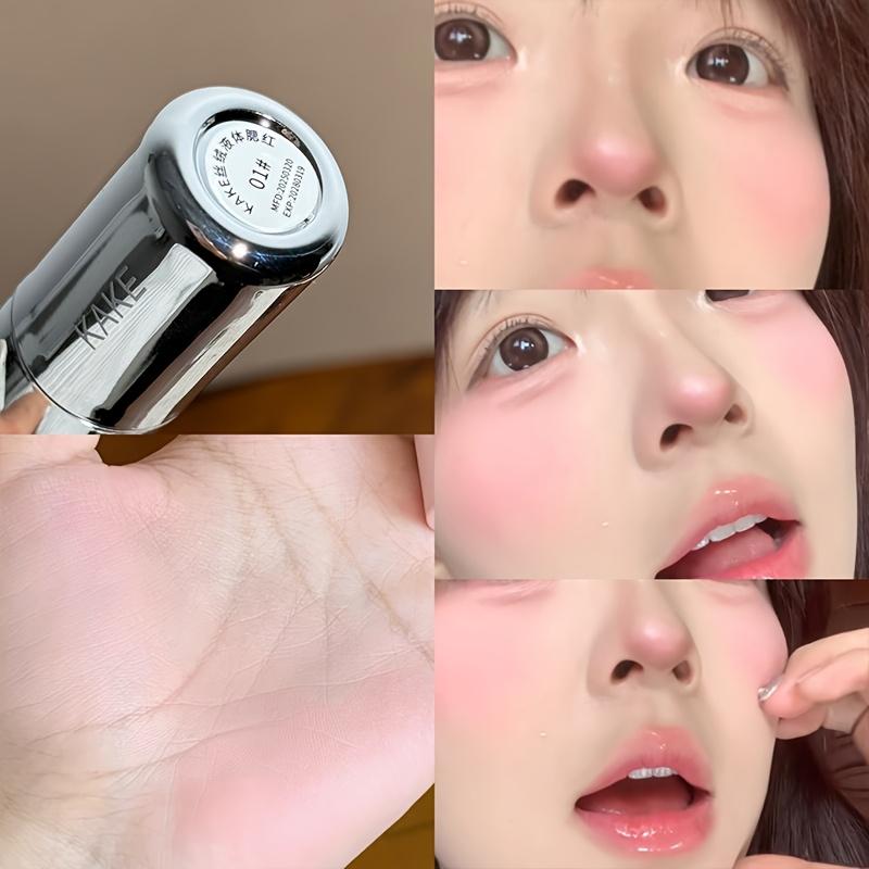 Stick blush liquido color rosa pesca con testa a fungo4 colori. Facile da applicare, illumina l'incarnato per una pelle traslucida. Regalo ideale per i compleanni