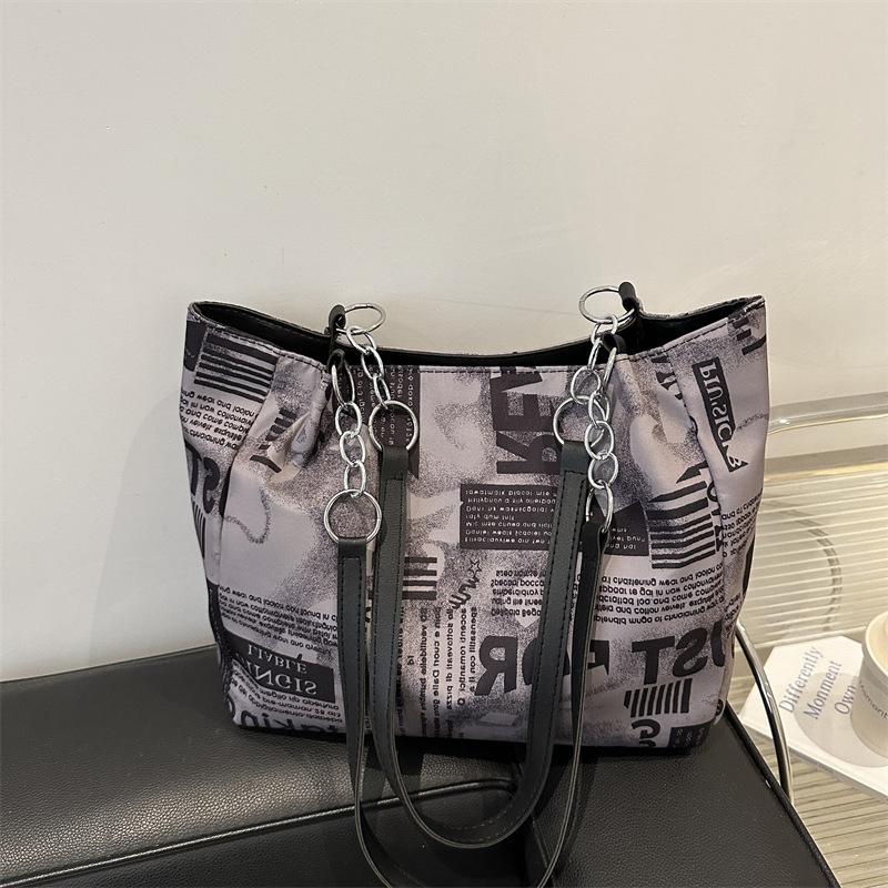 Fashion Trend Shoulder Bag Women's 2025 New Personalized Printing Large-capacity Tote Bag Simple Underarm Bag