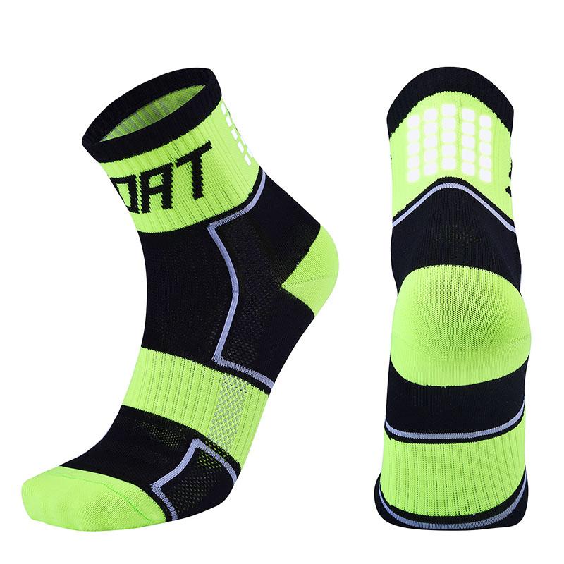Men and Women Bicycle Crew Socks Outdoor Use Fitness Marathon Riding Running Sock Performance Athletic Breathable Crew Socks