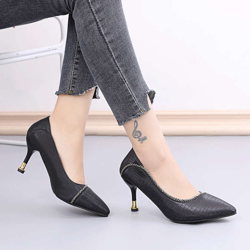 French high heels women's spring and autumn 2025 new popular stiletto single shoes pointed work shoes black professional leather shoes