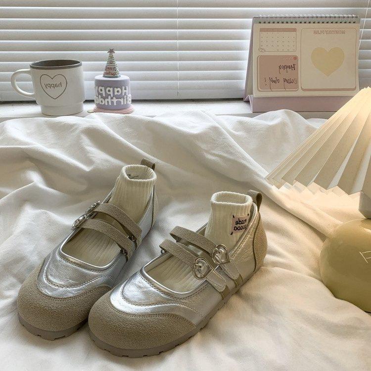 Popular retro soft leather Mary Jane shoes women's 2025 spring new flat bottom with skirt versatile round head shallow mouth single shoes