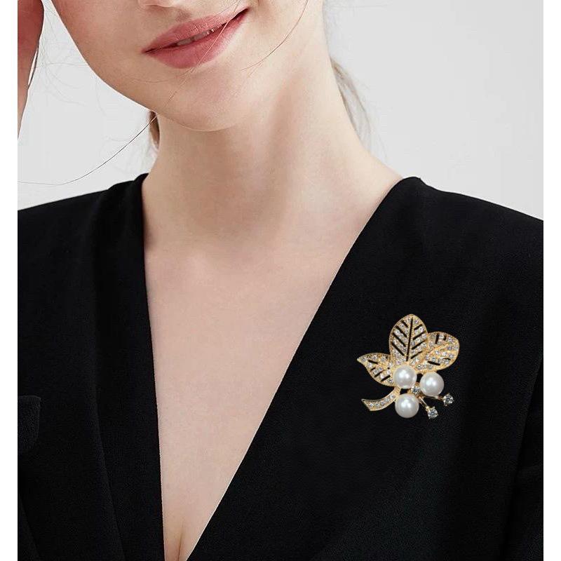 Korean & Japanese Style Rhinestone Pearl Leaf Brooch - Fashionable Literary Temperament Corsage Accessory