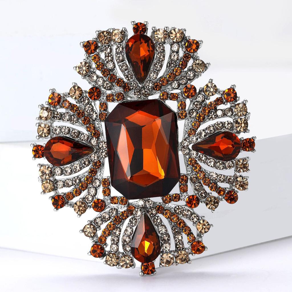 Crystal Brooch for Women Unisex Rhinestone Flower Pins Banquet Party Gifts Jewelry Accessories