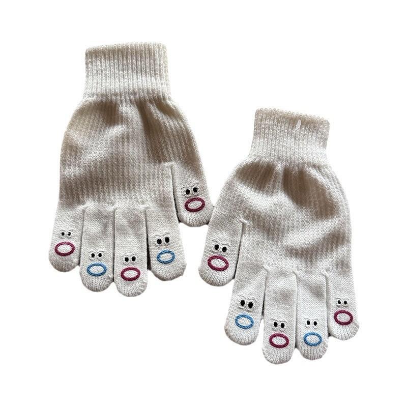 Cute Cartoon Touchscreen Gloves For Winter Warmth With Polyester Fabric For Students And Commuters