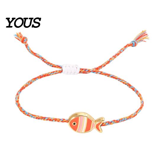 Beach Trip Photo Prop Jewelry Colorful Small Fish Handmade Braided Bracelet, Boho Cute Woven Cotton Rope String Adjustable Summer Wristband for Women