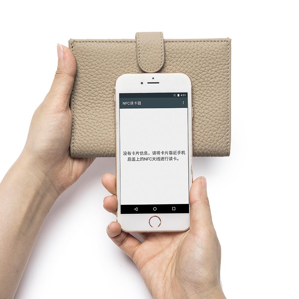 Reise-Geldbörse aus echtem Rindsleder mit Reißverschlusstasche, Kartenhalter, RFID-Blockierung, zweifach faltbare Geldbörse für Männer und Frauen