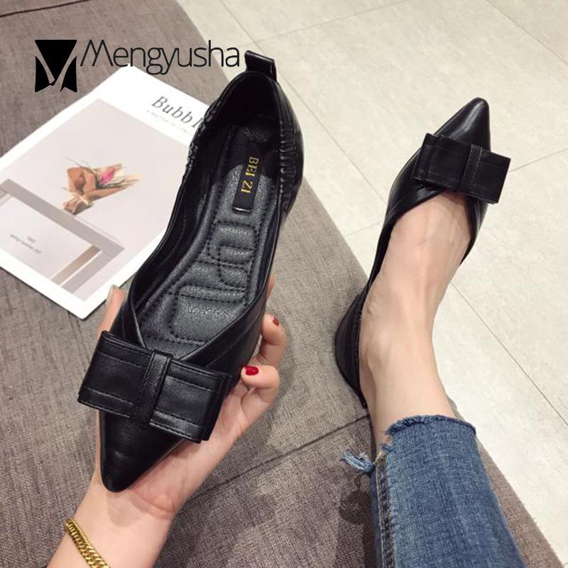 Модные удобные черные туфли-лодочки для женщин — фото 3