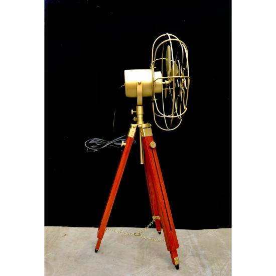 Antiker Messingsockel-Bodenventilator im Vintage-Stil mit Holzstativ-Dekor