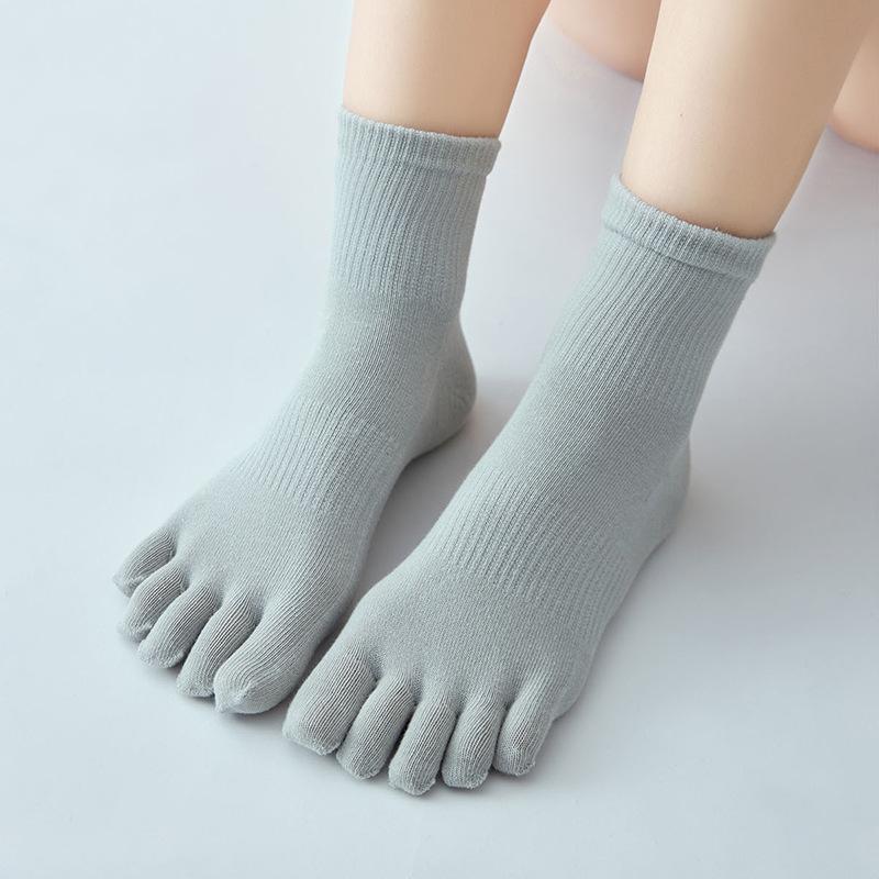 Women's Five-Toe Cotton Mid-Calf Socks - Breathable, Sweat-Wicking, Non-Constricting, Ideal for Spring and Autumn