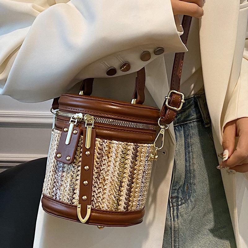 2025 summer new bucket casual women's fashion woven bag bag women's bag woven temperament messenger bag