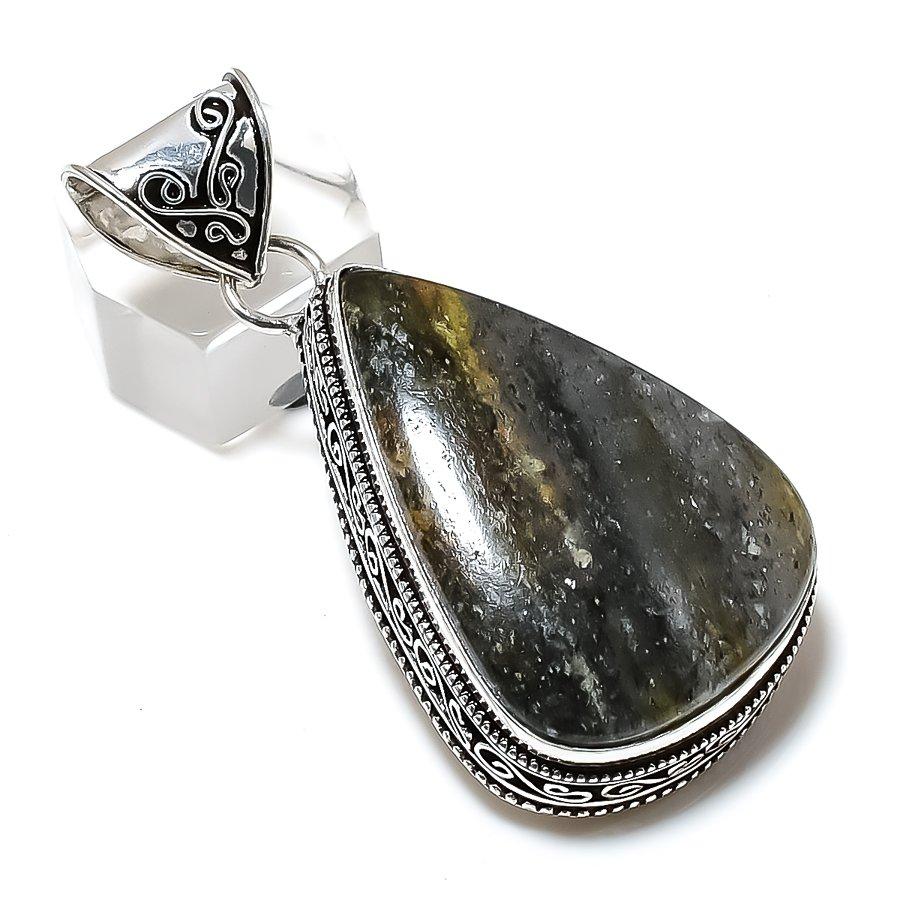 Natural Lodolite Quartz Gemstone Handmade 925 Sterling Silver Pendant 2.21" r8E35