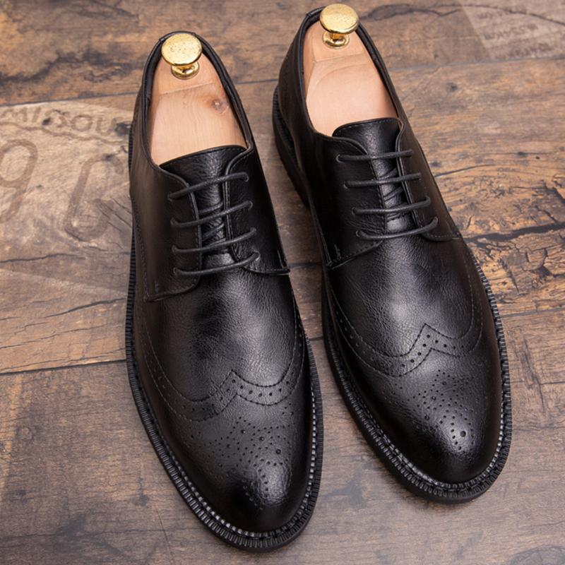 Dress shoes Man Retro Casual Business Oxfords Leather Shoes For Men Wedding Formal Social Leather Brogues Shoe Male