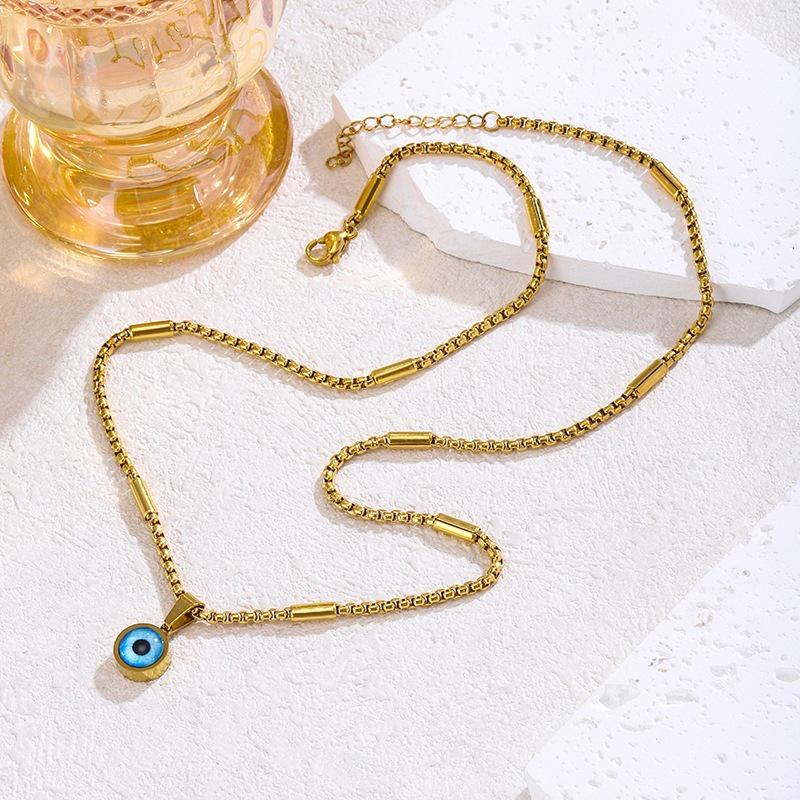 Blue Retro Evil Eye Pendant Necklace - Women's Fashion, European American Style - Perfect for Halloween.
