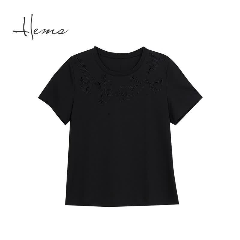 Women s Round Neck Embroidered T-Shirt M