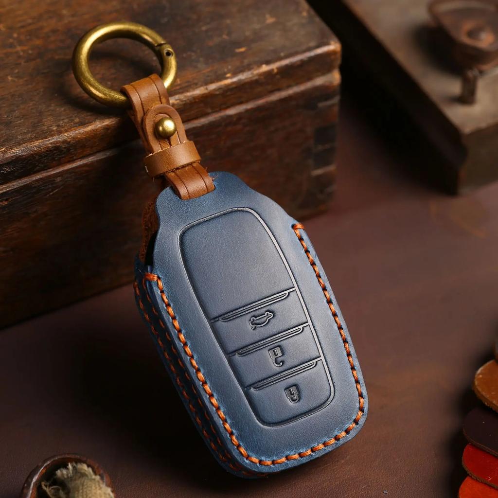 Genuine Leather Car Key Fob Case for Toyota Camry Corolla Avalon C-HR RAV4 Fortuner Key Cover Protector 2/3 Button Black Brown