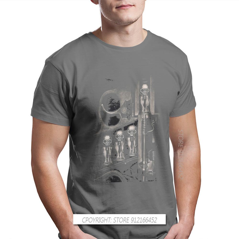 Giger Birth Machine Round Collar TShirt Goth 1980s Subculture Rock Romance 100% Cotton Original T Shirt Man's Tops New Design