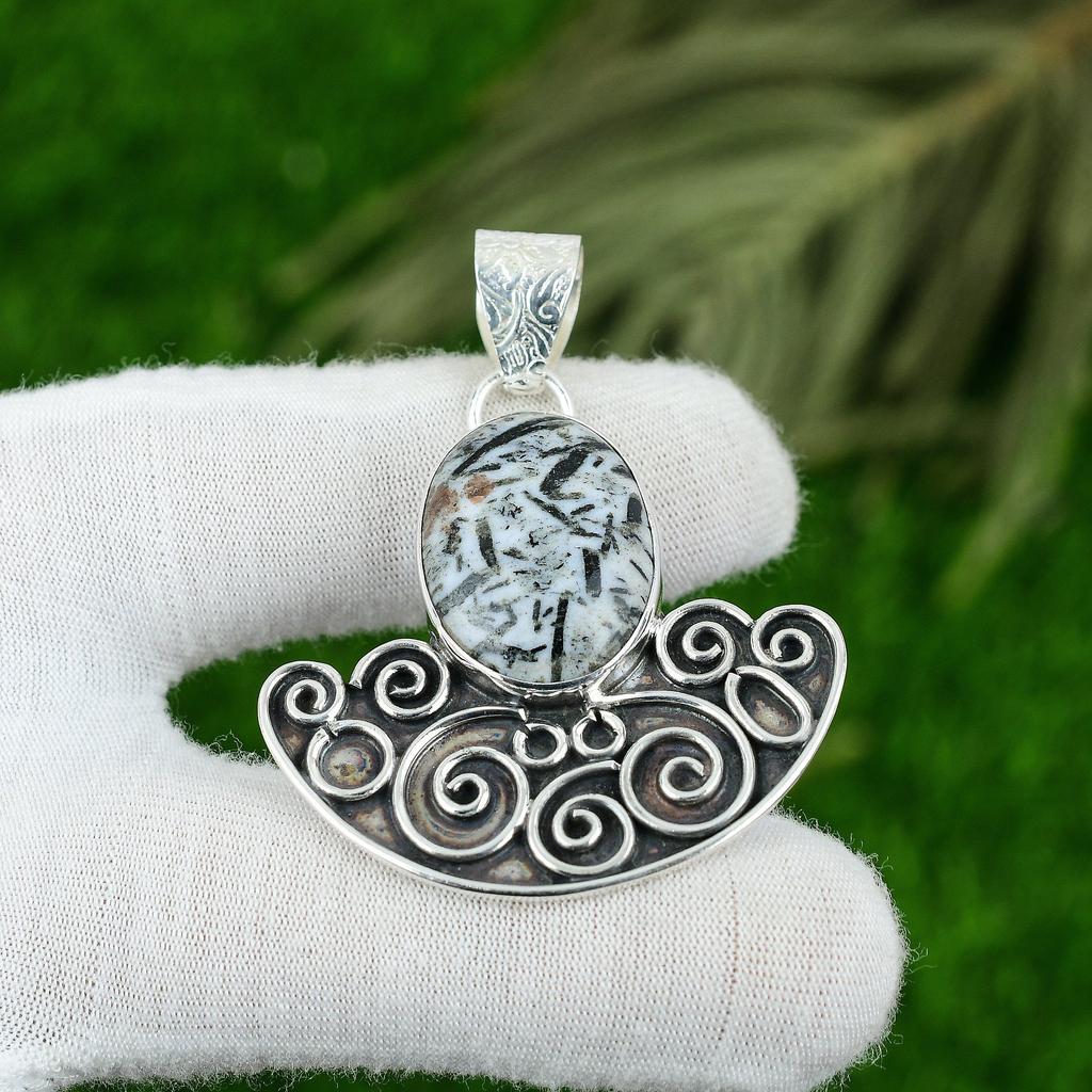 Natural Hornblende Gemstone Pendant 925 Sterling Silver Indian Jewelry For Women