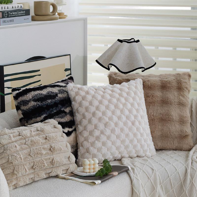 Winter Plush Pillow, Sofa Cushion, High-end B&B Hotel Pillow Case, Model Room Bay Window Pillow Case