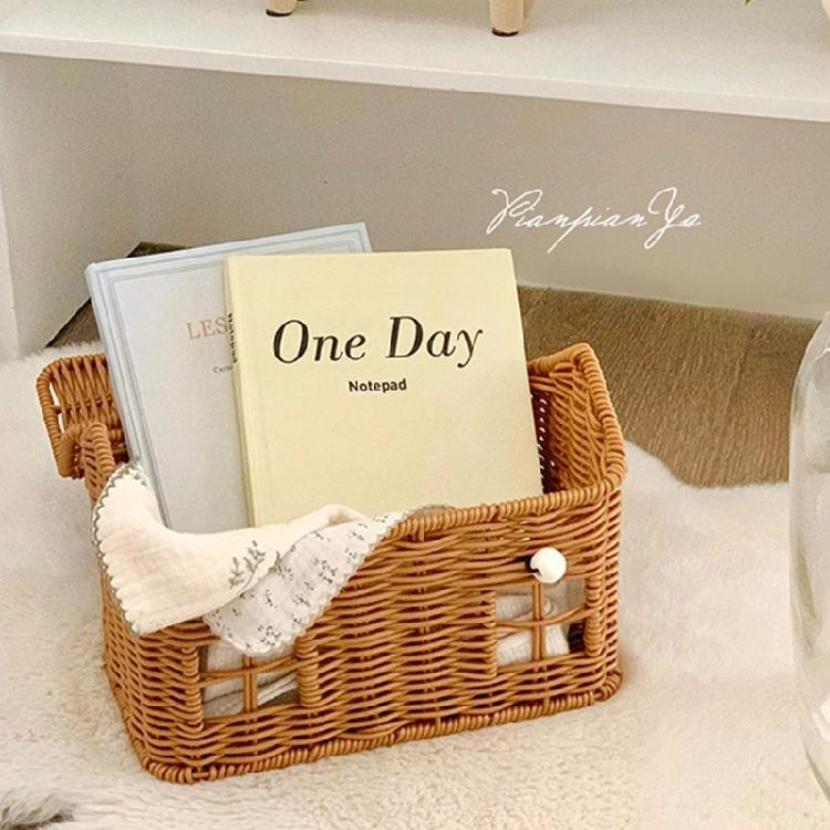Picnics Basket Handled Woven Rattan Portable Designs for Outdoor Gatherings Home Storage Creative House Shape Baskets