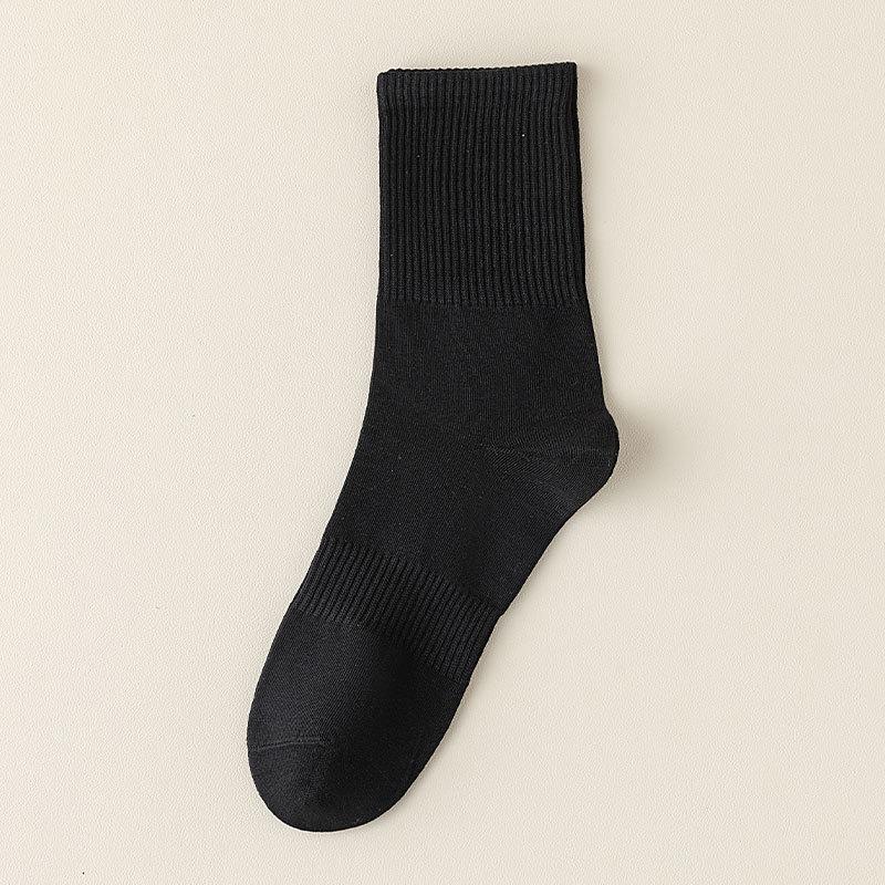 Men's Spring and Autumn Style All Match Sports Pure Color Wicking In The Tube Cotton Socks