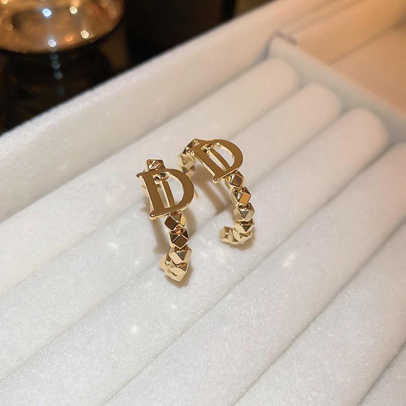 Zircon Gold Letter D Ear Cuffs: High-End Women's Stud Earrings with Versatile Niche Design.