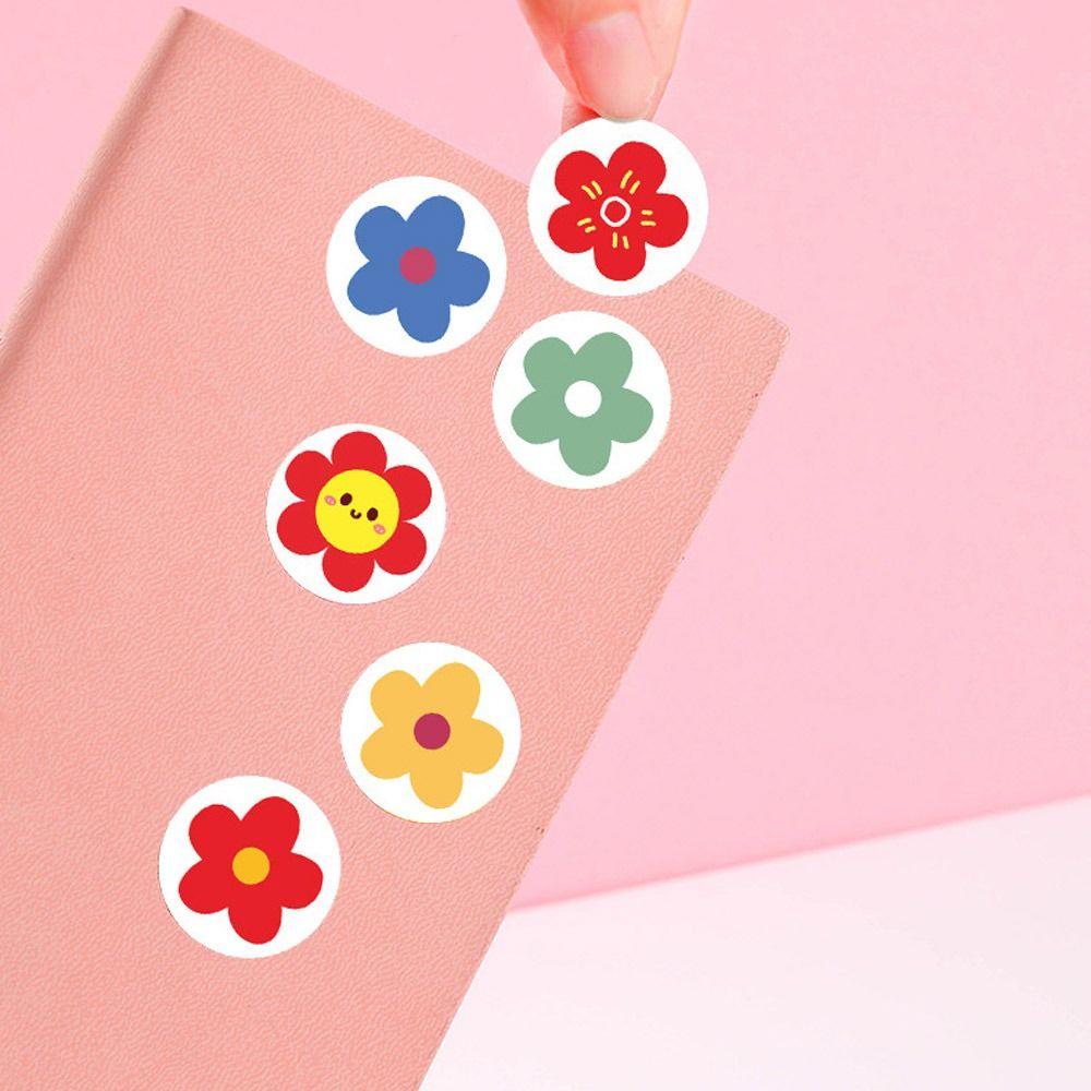 500Pcs/Roll Self-adhesive Praise Stickers Animal Reward Stickers Durable Inspirational Stickers