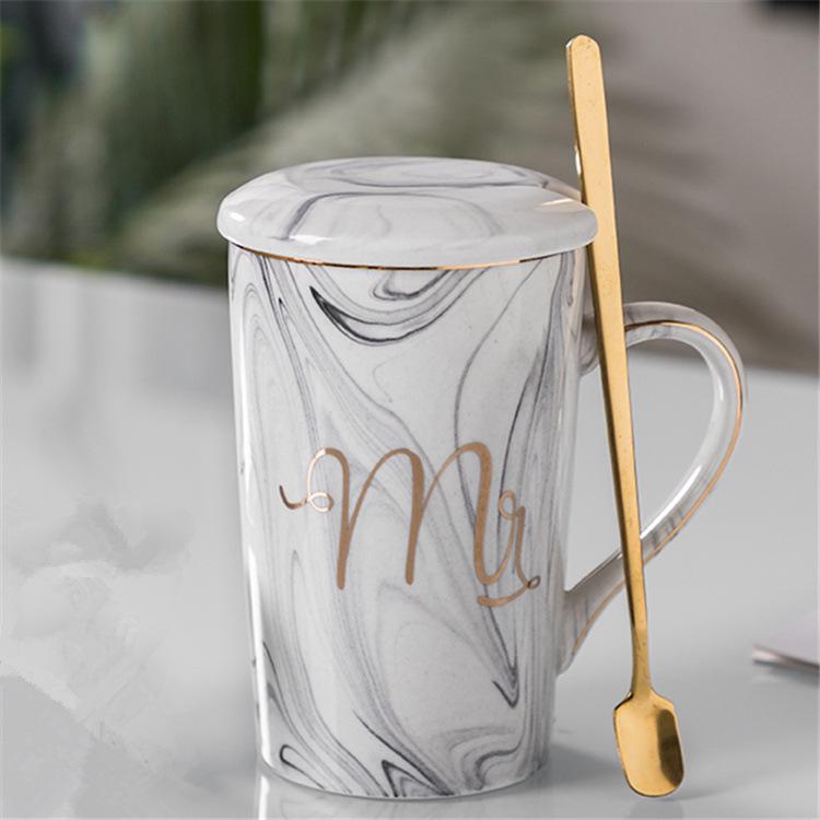 Trendy Japanese Ceramic Coffee Mug with Spoon & Lid – Home Gift Souvenir