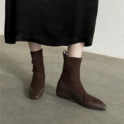 Mode Französische Innenabsatz Absatz Mid-Leg Stiefel, Kleine Stiefeletten, Neuer Herbst- und Winter-Look Schlank und Vielseitig