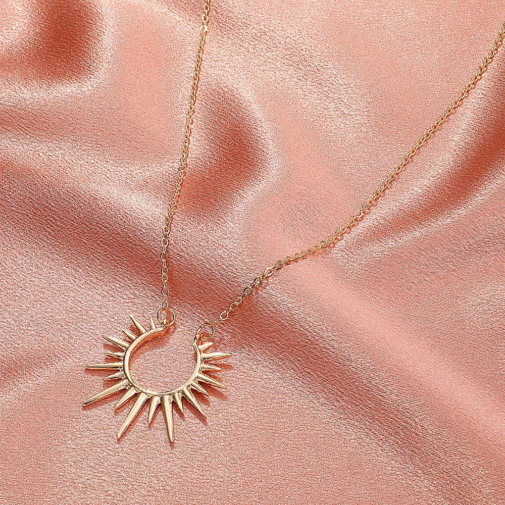 Sunflower pendant necklace retro metal open collarbone chain fashion creative jewelry women